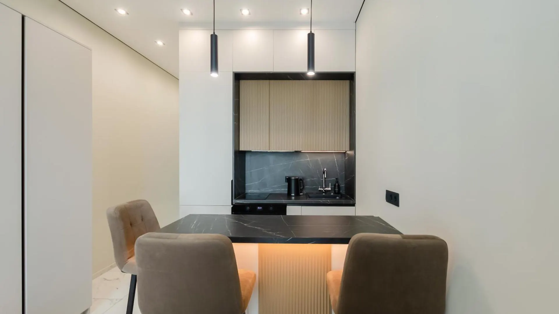 Petrovdom Apartments 24-280A In Rc Manhattan, Beresteiskyi 11 Kiev